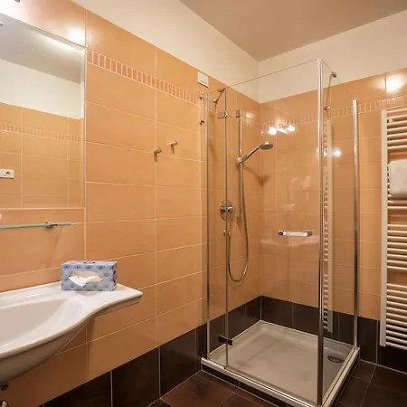 Hotel Weingarten Caldaro Extérieur photo